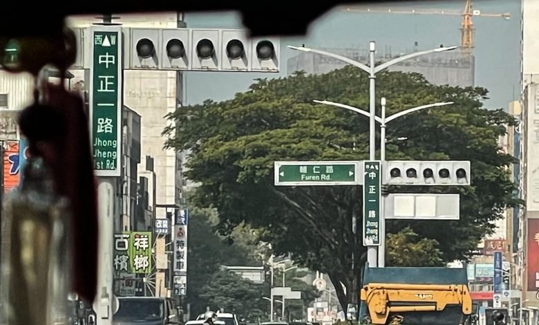 Taiwan hit by widespread power outages